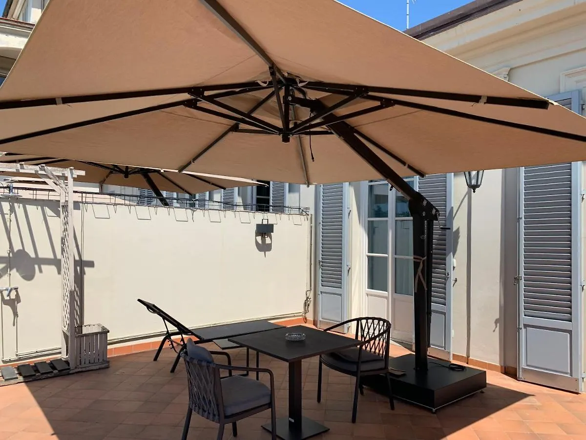 ****  Hotel Lungarno Vespucci 50 Florence Italy