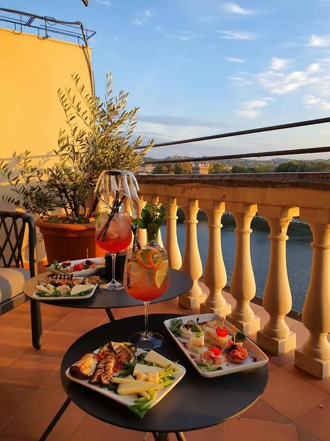 Hotel Lungarno Vespucci 50 Florence